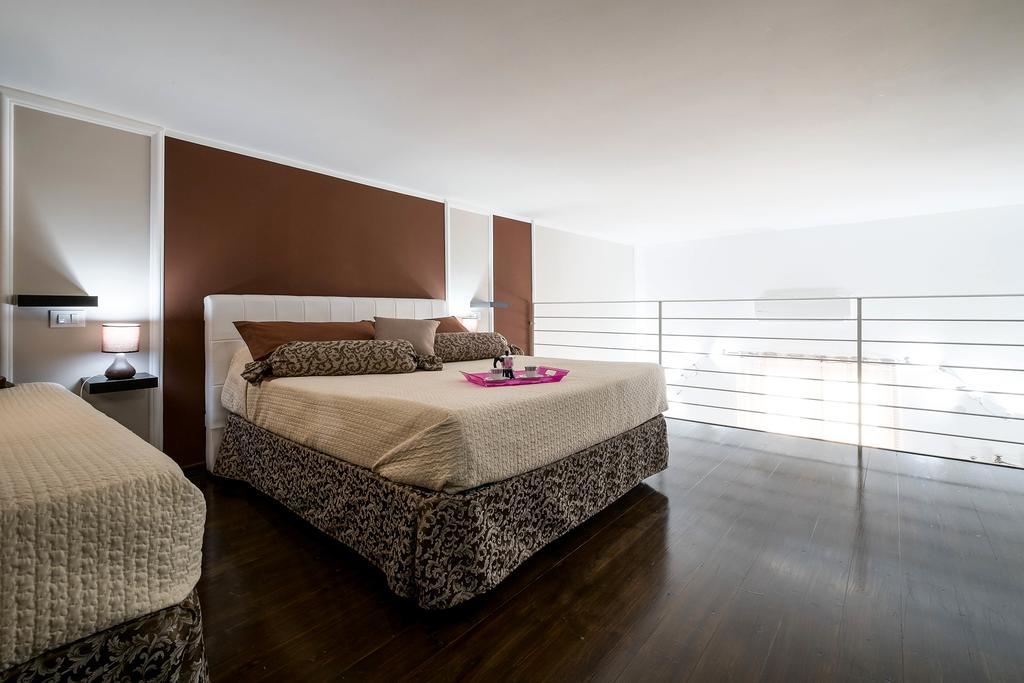Quattro Canti Apartments - Palermo