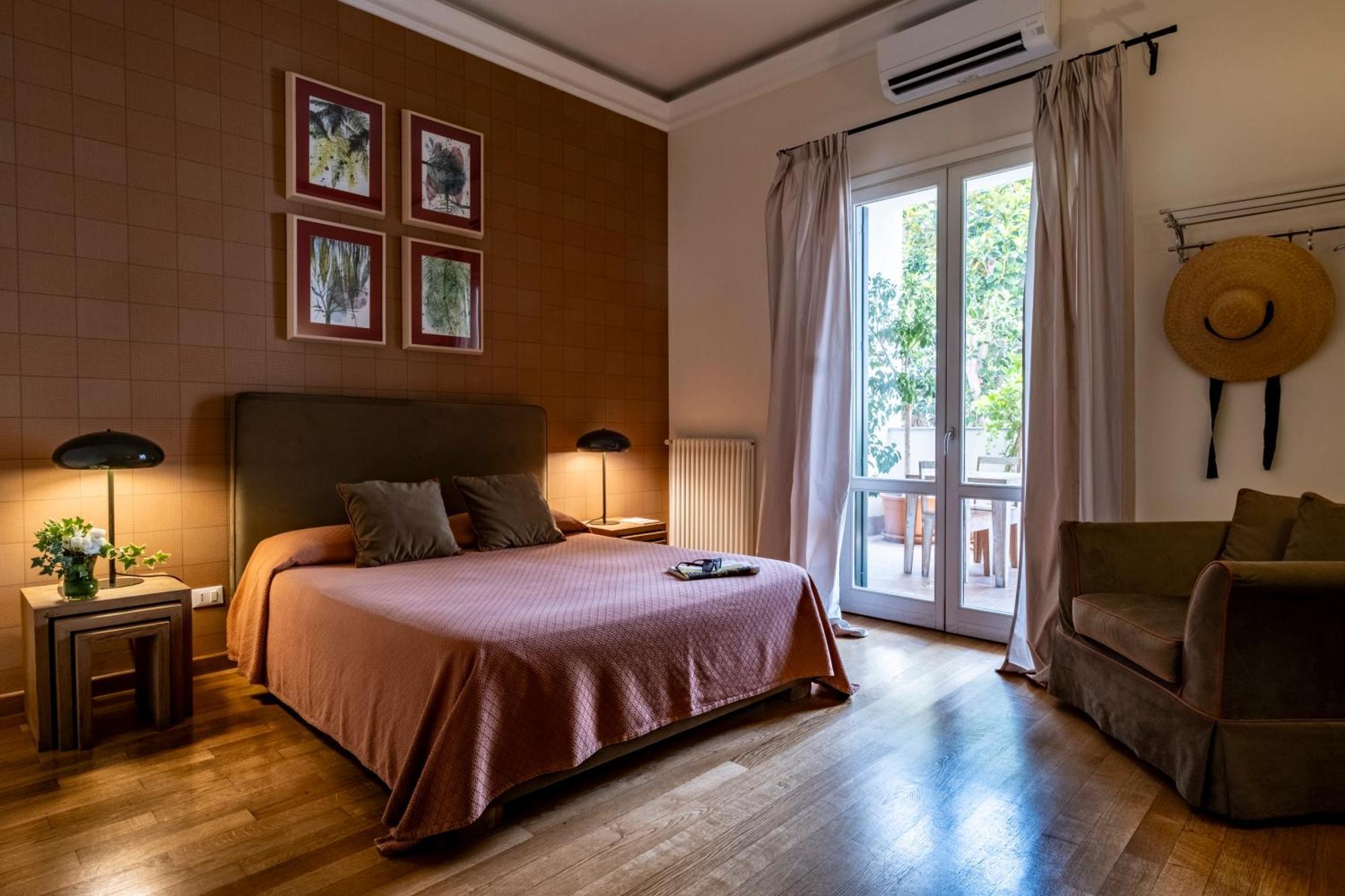Bb 22 Charming Rooms & Apartments