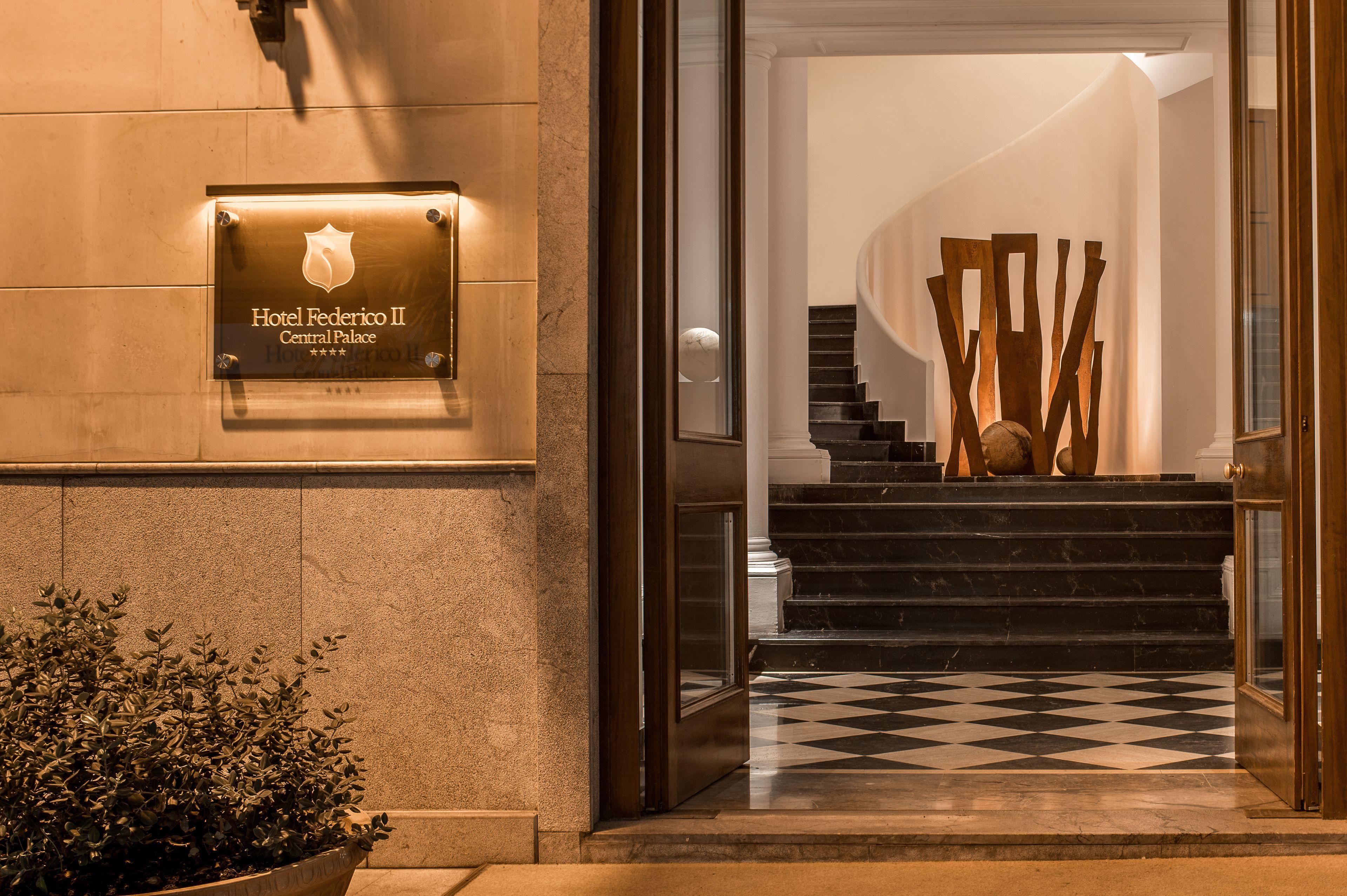 Hotel Federico II Central Palace