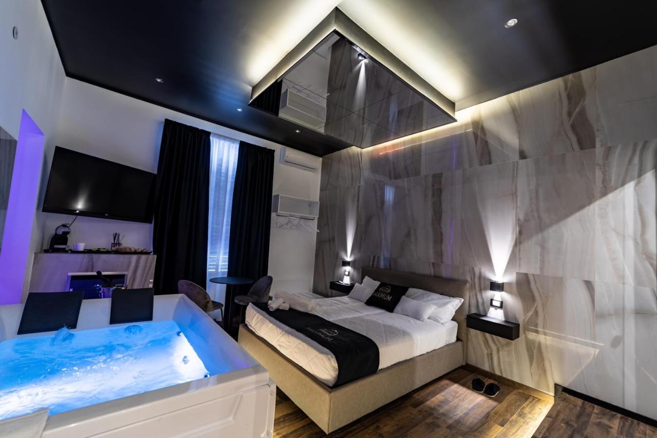 Maximum Suite & Spa